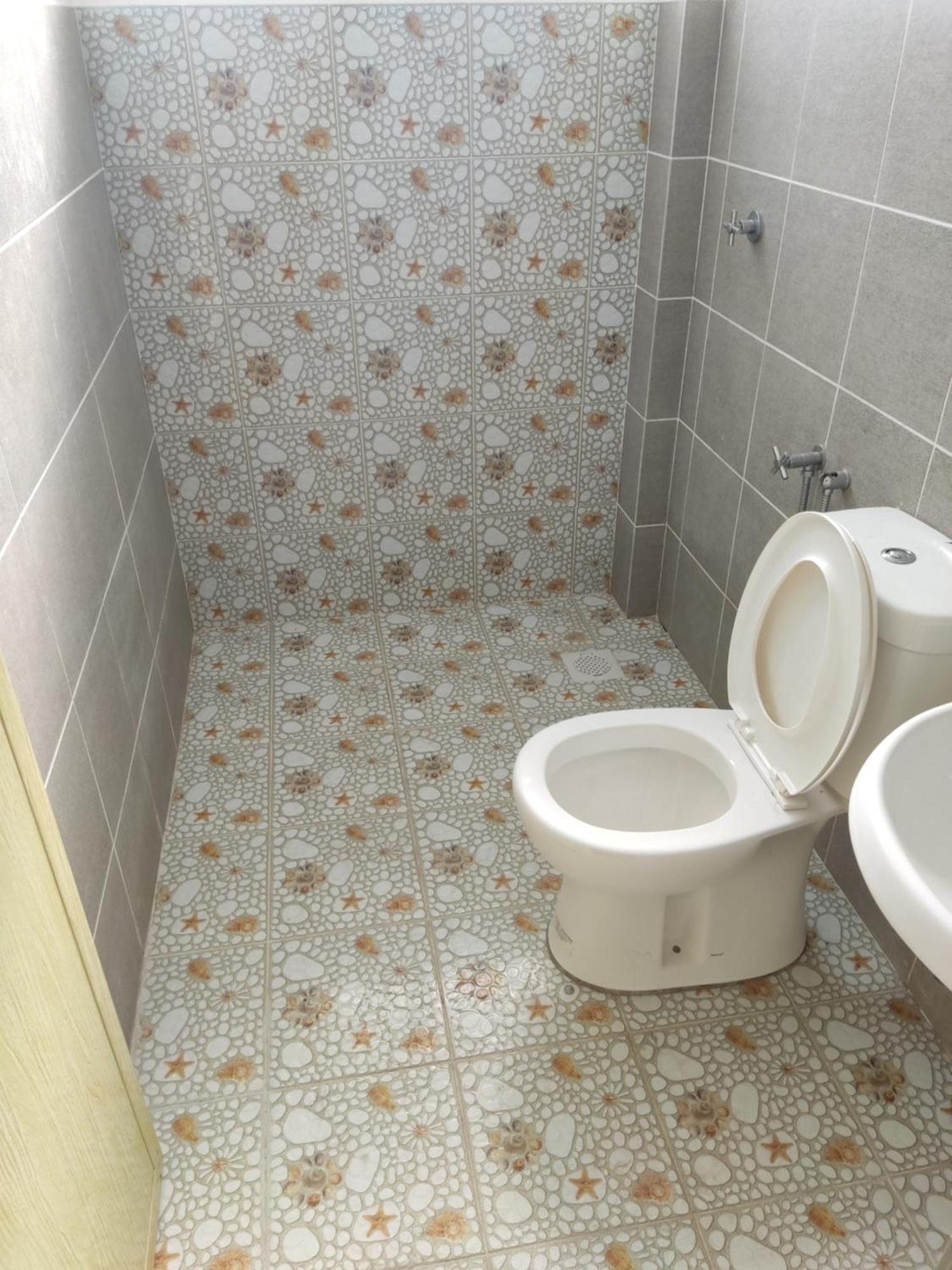 2Storey Asraf'S Homestay Seri Iskandar Extérieur photo